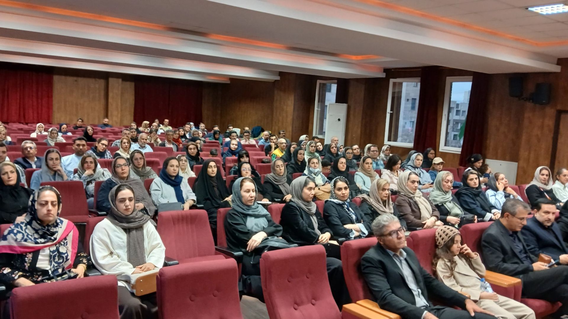 انتخابات اعضای انجمن اولیای مربیان دبستان غیردولتی سرآمد 
