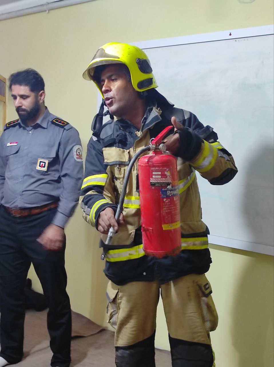 روز آتش نشان در سرآمد